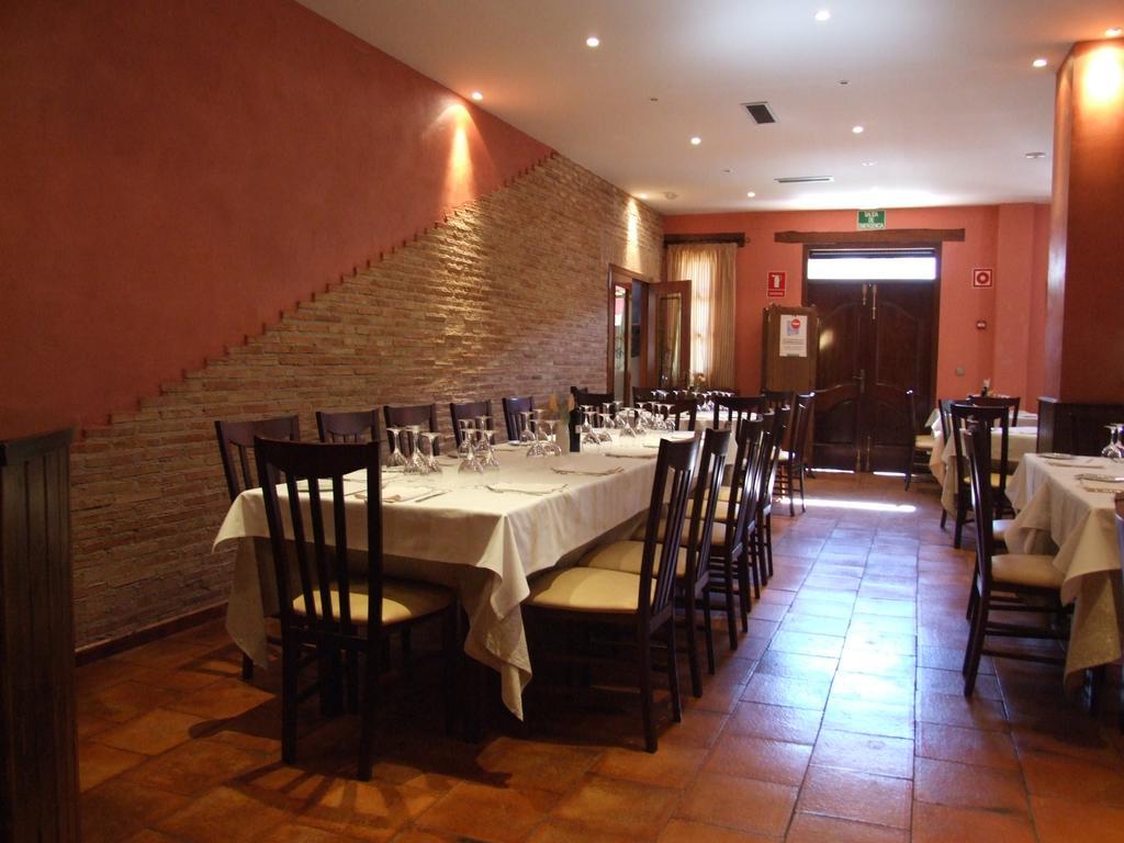 Hotel Rural Carlos I Garganta la Olla Exterior photo